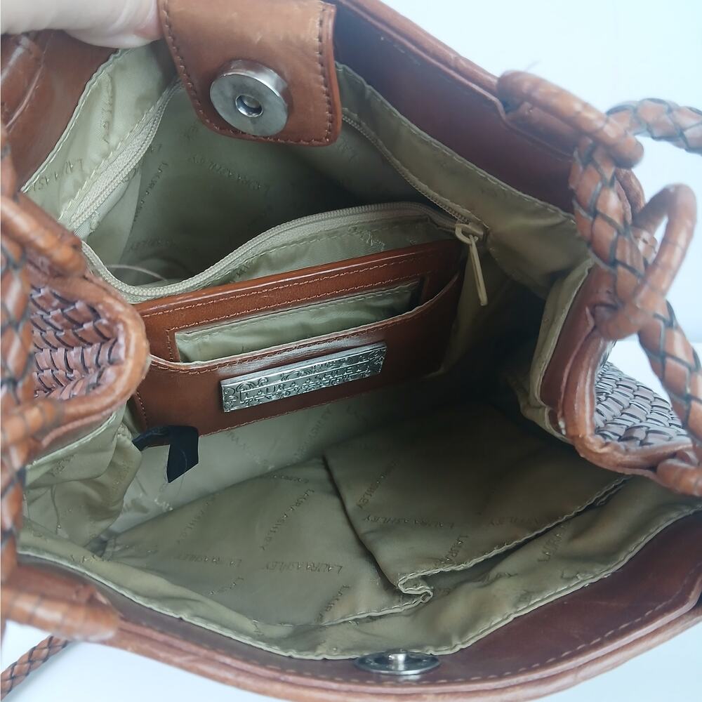 Laura Ashley VTG Woven Leather Crossbody/Backpack Purse Inner Pocket Mirror - Picture 6 of 8